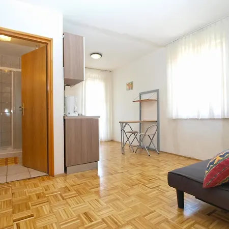 Appartamento Fuer 3 Personen Ca 30 Qm In Stancija Vinjeri Novigrad, Istrien Istrische Riviera Karpinjan