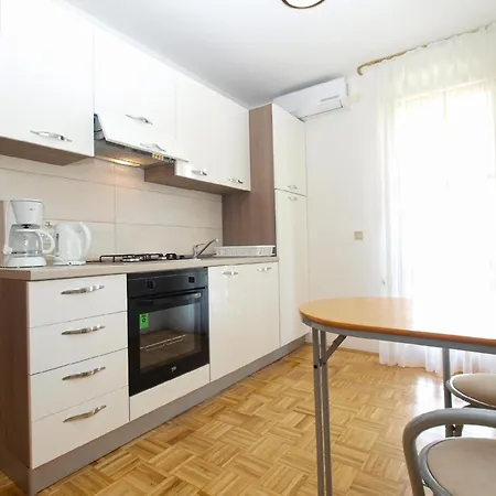 Fuer 3 Personen Ca 30 Qm In Stancija Vinjeri Novigrad, Istrien Istrische Riviera Karpinjan