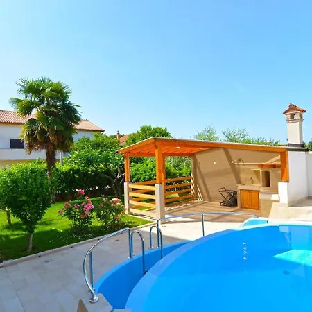 Fuer 3 Personen Ca 30 Qm In Stancija Vinjeri Novigrad, Istrien Istrische Riviera * Karpinjan